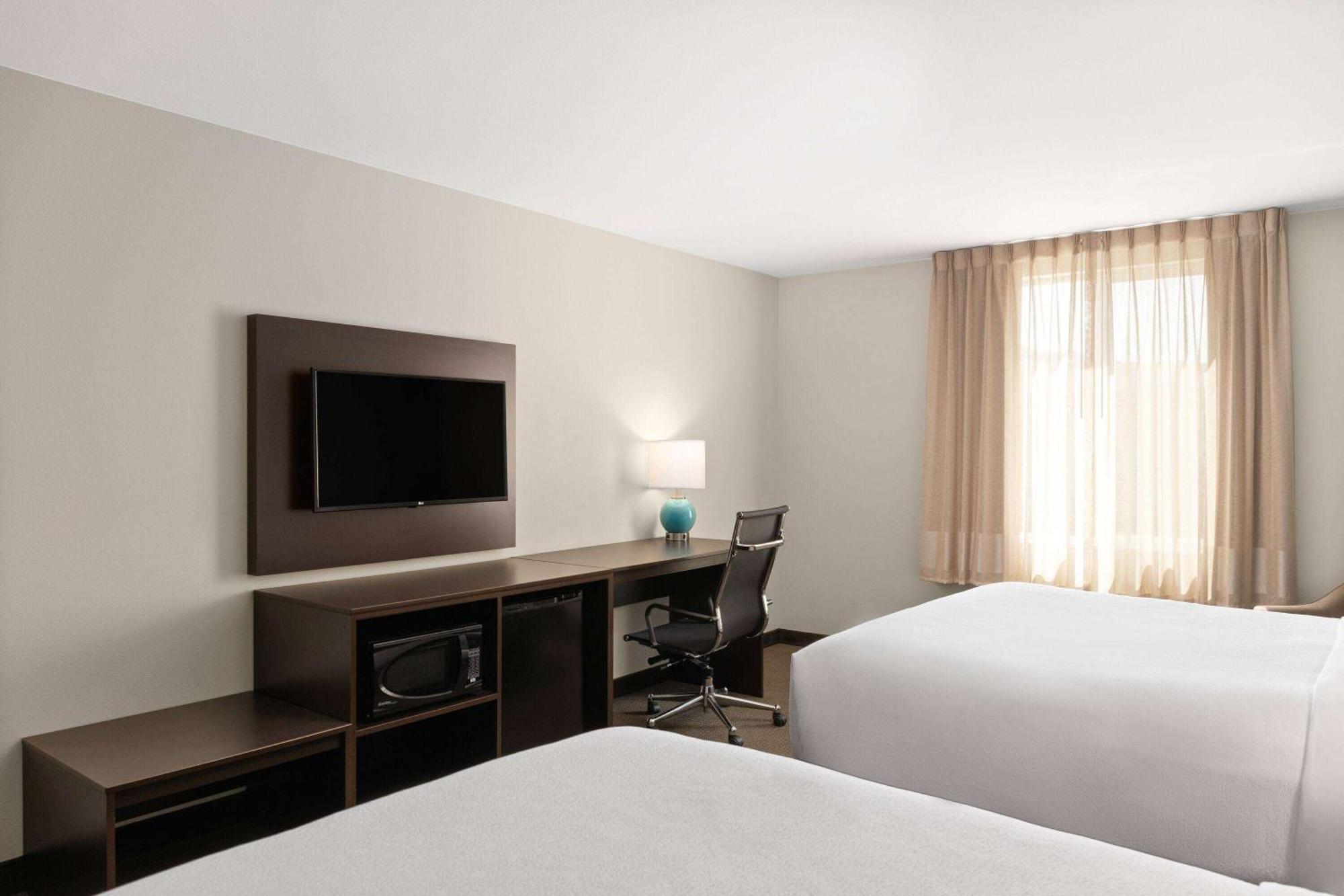 La Quinta Inn & Suites By Wyndham เวนัตชี ภายนอก รูปภาพ