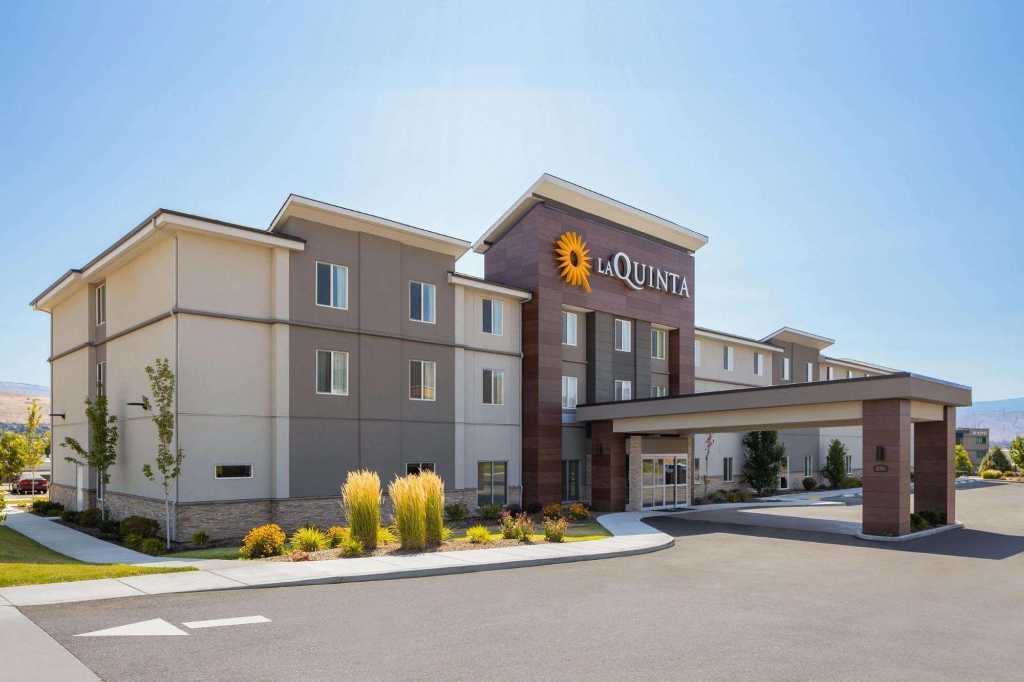 La Quinta Inn & Suites By Wyndham เวนัตชี ภายนอก รูปภาพ