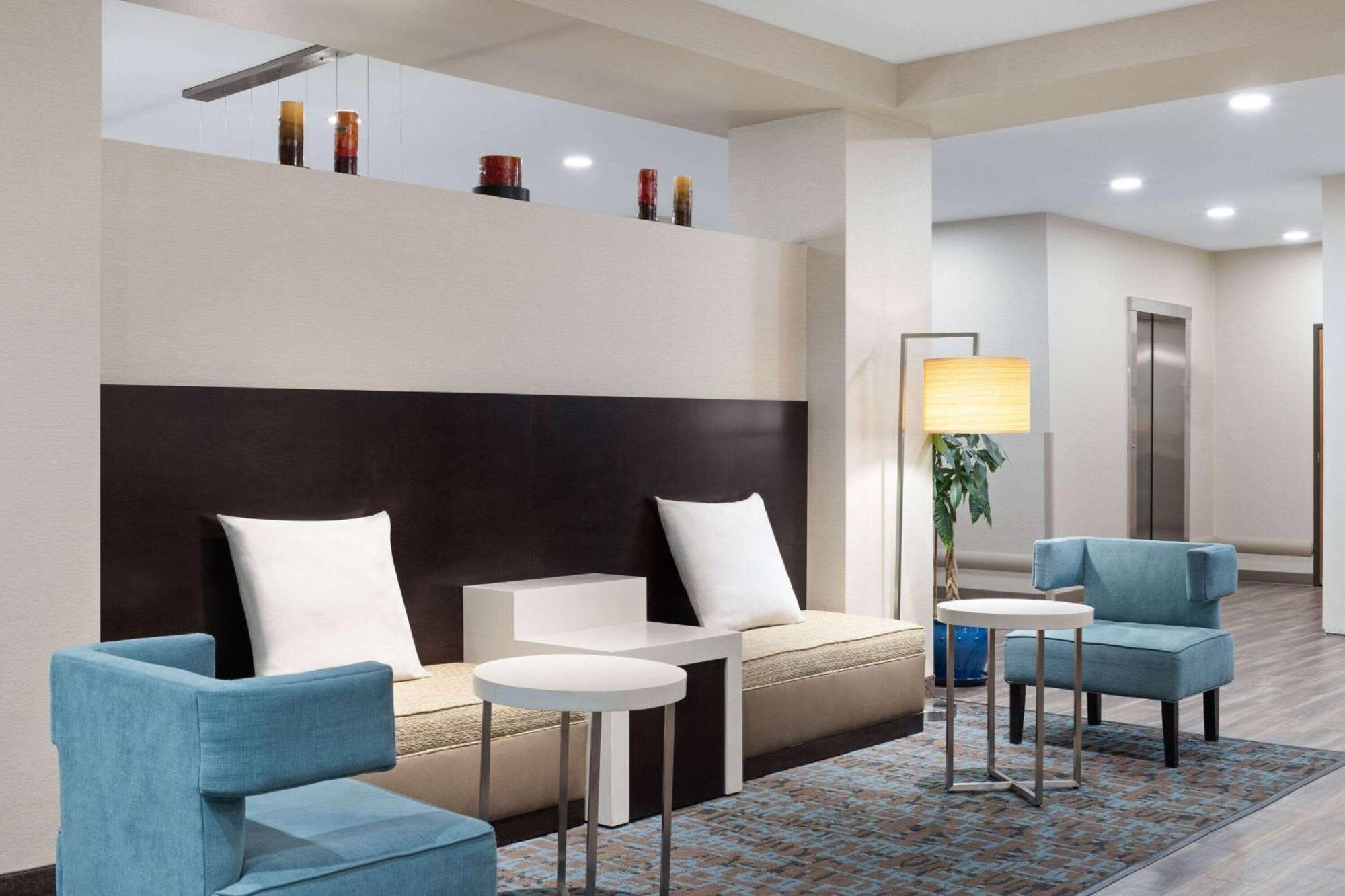 La Quinta Inn & Suites By Wyndham เวนัตชี ภายนอก รูปภาพ