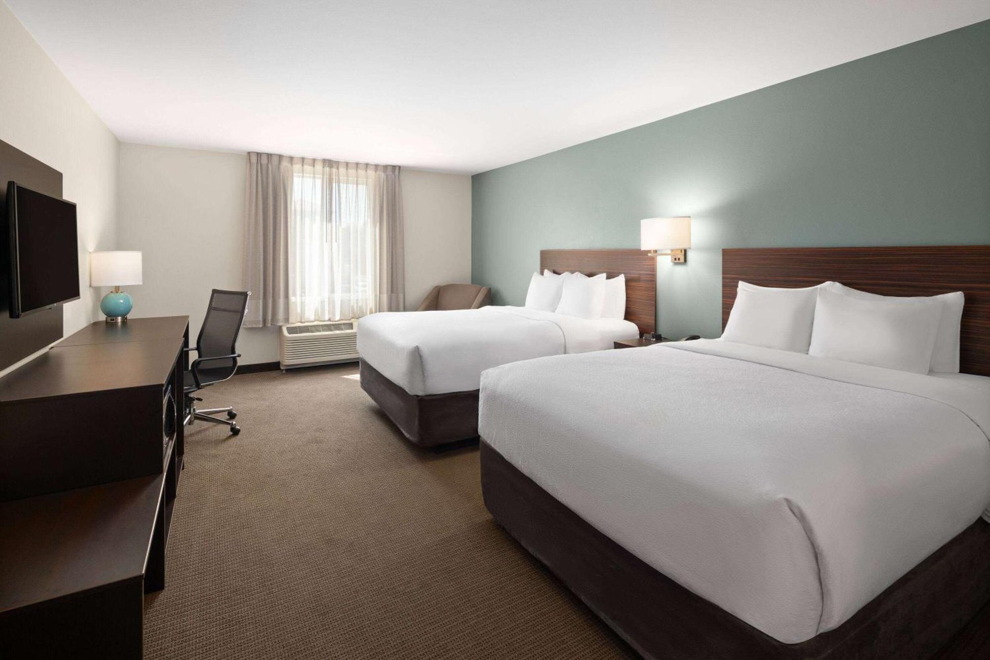 La Quinta Inn & Suites By Wyndham เวนัตชี ภายนอก รูปภาพ